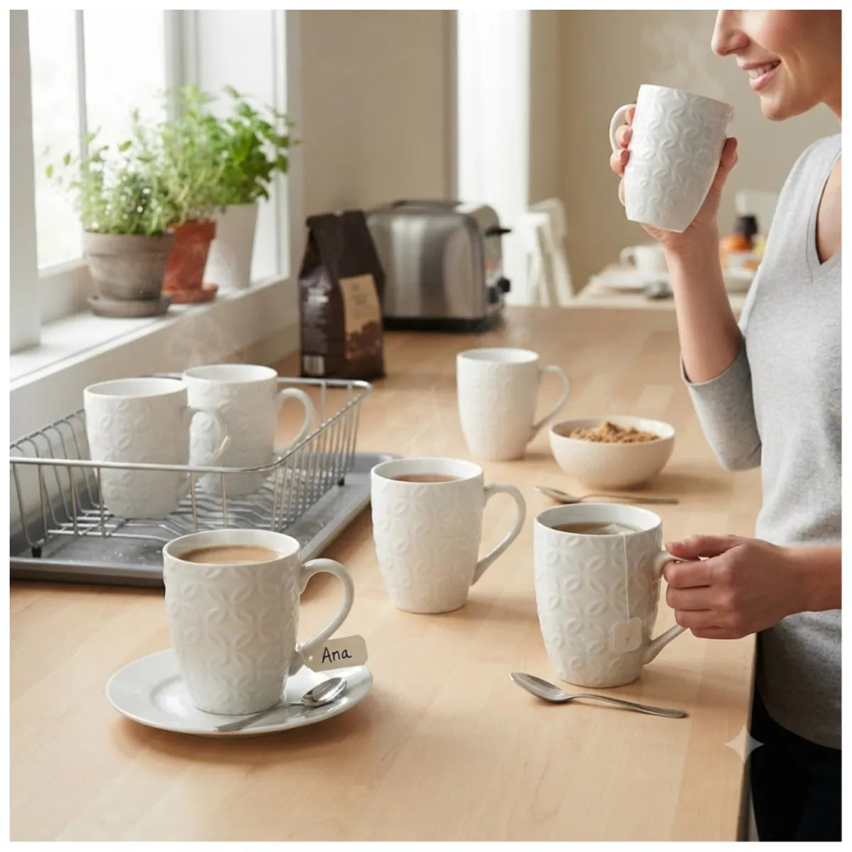 Set x6 Tazas de Loza Blanca con Releve de Flores