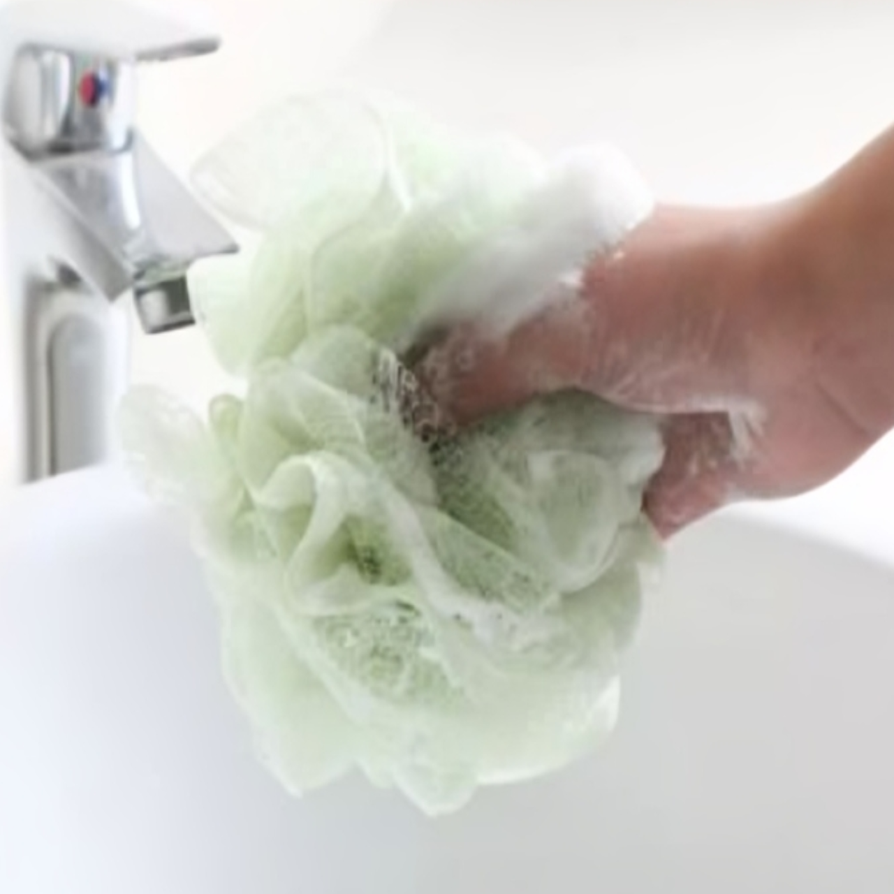 10 esponjas exfoliantes de malla