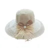 Sombrero con listón elegante