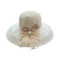 Sombrero con listón elegante