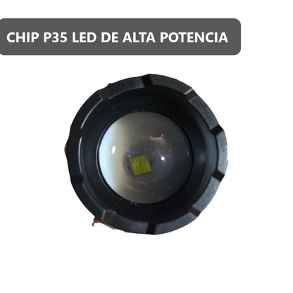 Linterna LED Recargable con Zoom y 3 modos de luz P35