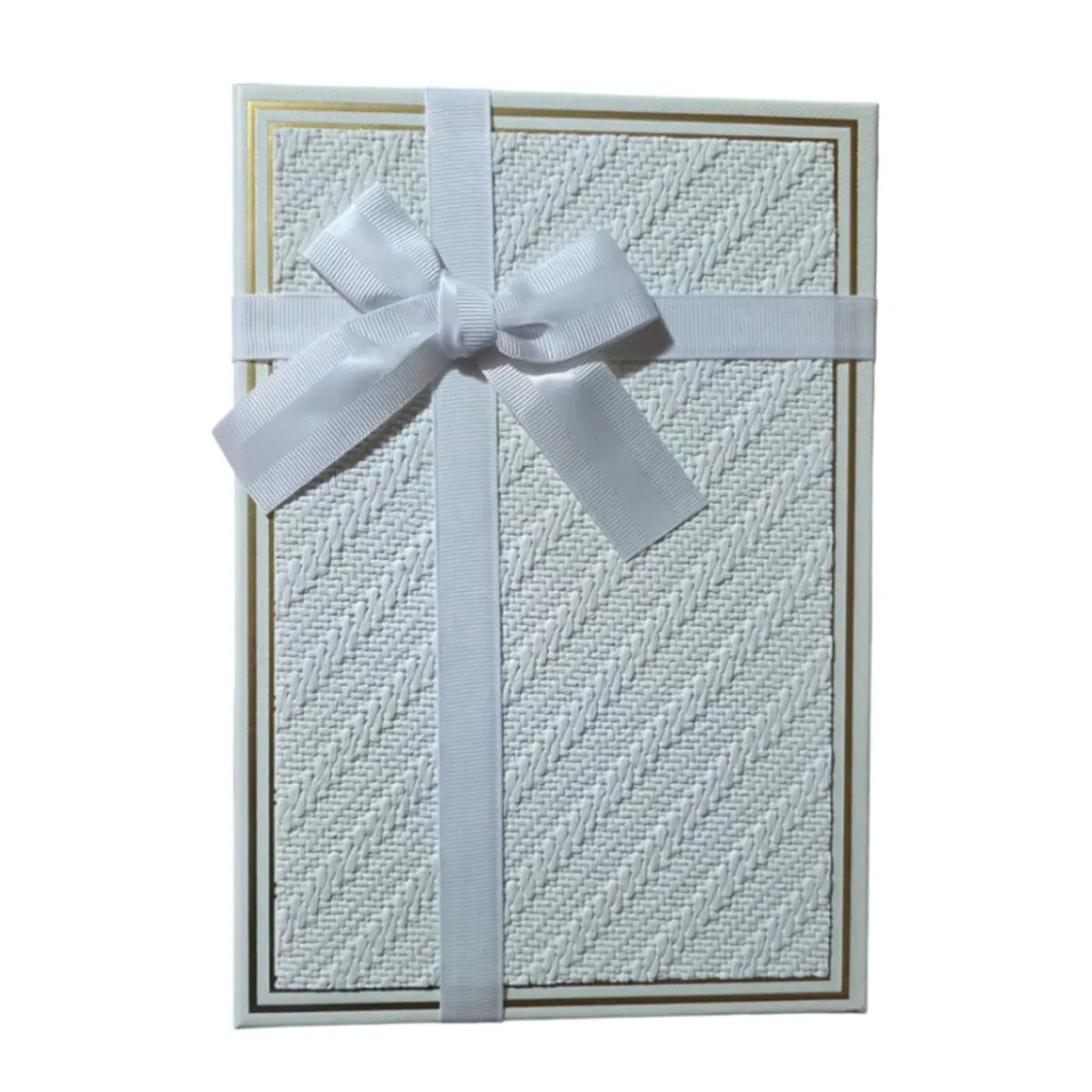 Set de 3 Cajas de Regalo Rectangulares Blancas con Lazo de Satén y Detalles Dorados - 23 x 15 cm
